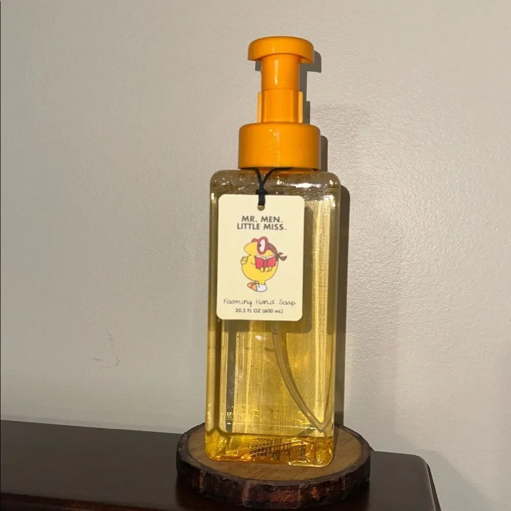 Little Miss Busy Bee Sweet Cream Honey Scented Foaming Hand Cleansing Soap 20 oz